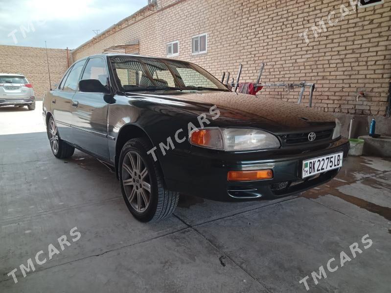 Toyota Camry 1994 - 80 000 TMT - Фарап - img 5