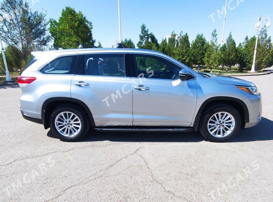 Toyota Highlander 2018 - 370 000 TMT - Daşoguz - img 4