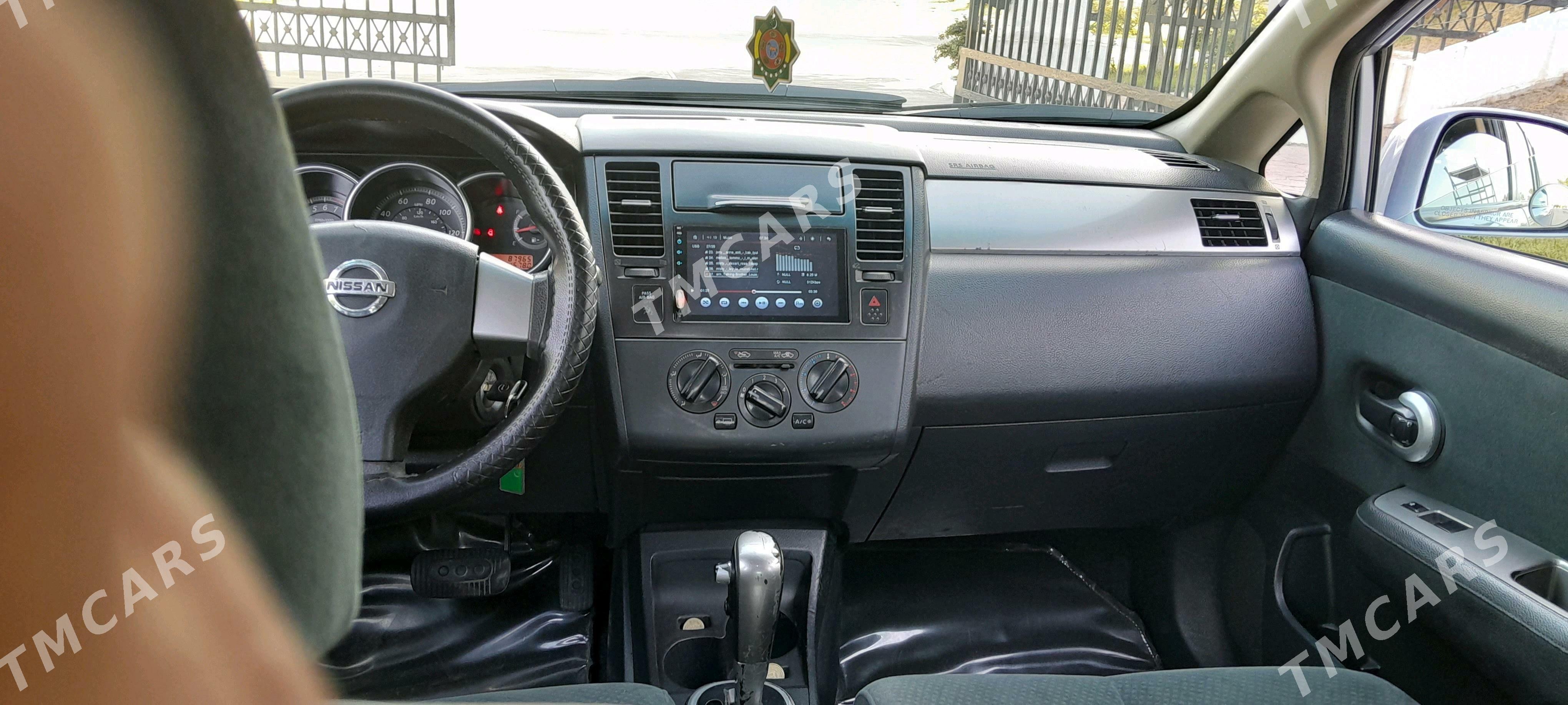 Nissan Versa 2011 - 100 000 TMT - Mary - img 4