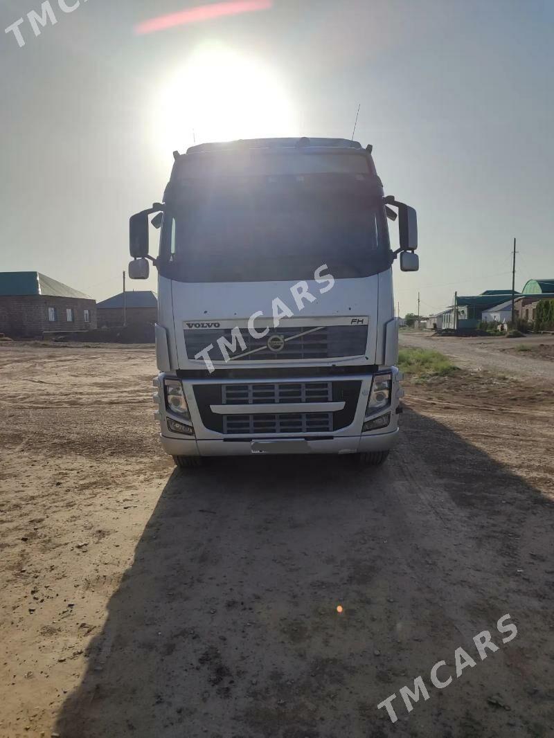 Volvo FH 460 2004 - 1 000 000 TMT - Кëши - img 2