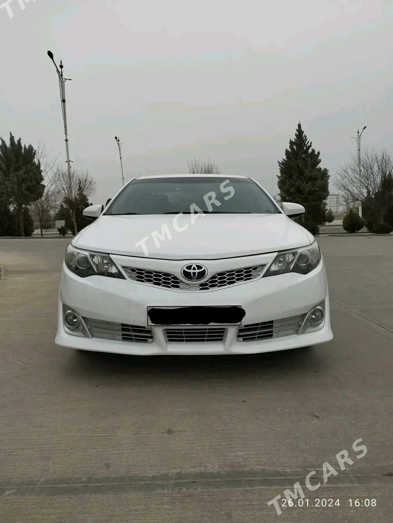 Toyota Camry 2013 - 200 000 TMT - Дашогуз - img 2