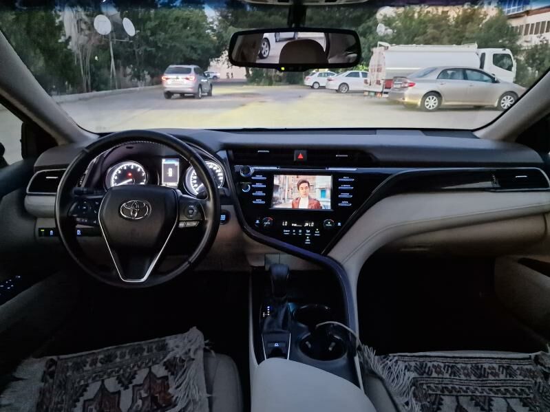 Toyota Camry 2019 - 400 000 TMT - Aşgabat - img 4