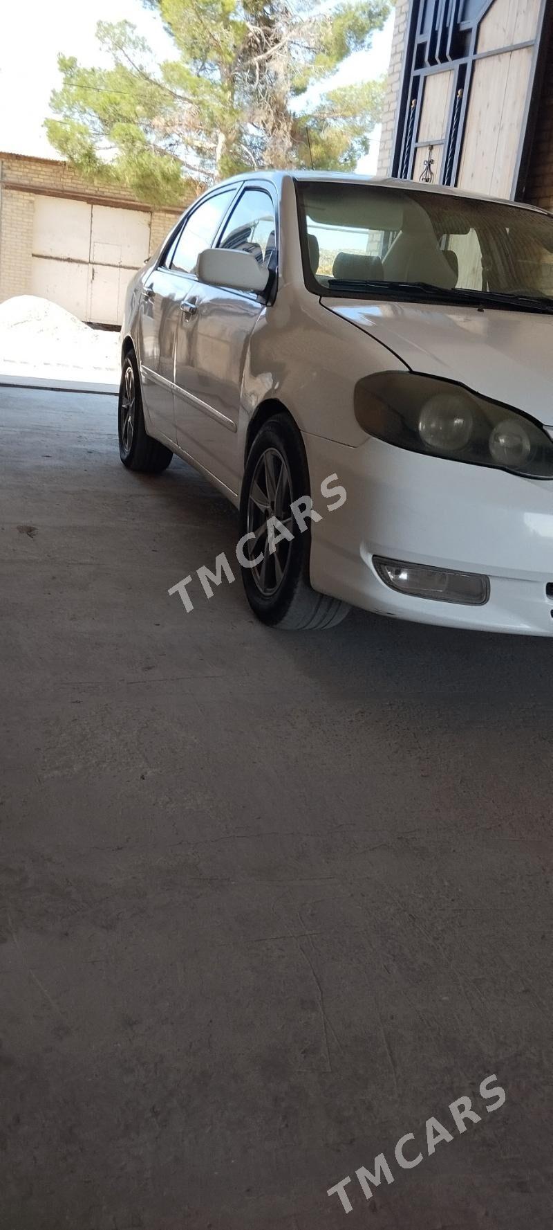 Toyota Corolla 2002 - 80 000 TMT - Çärjew - img 3