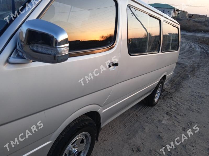 Toyota Hiace 2007 - 65 000 TMT - Gubadag - img 3