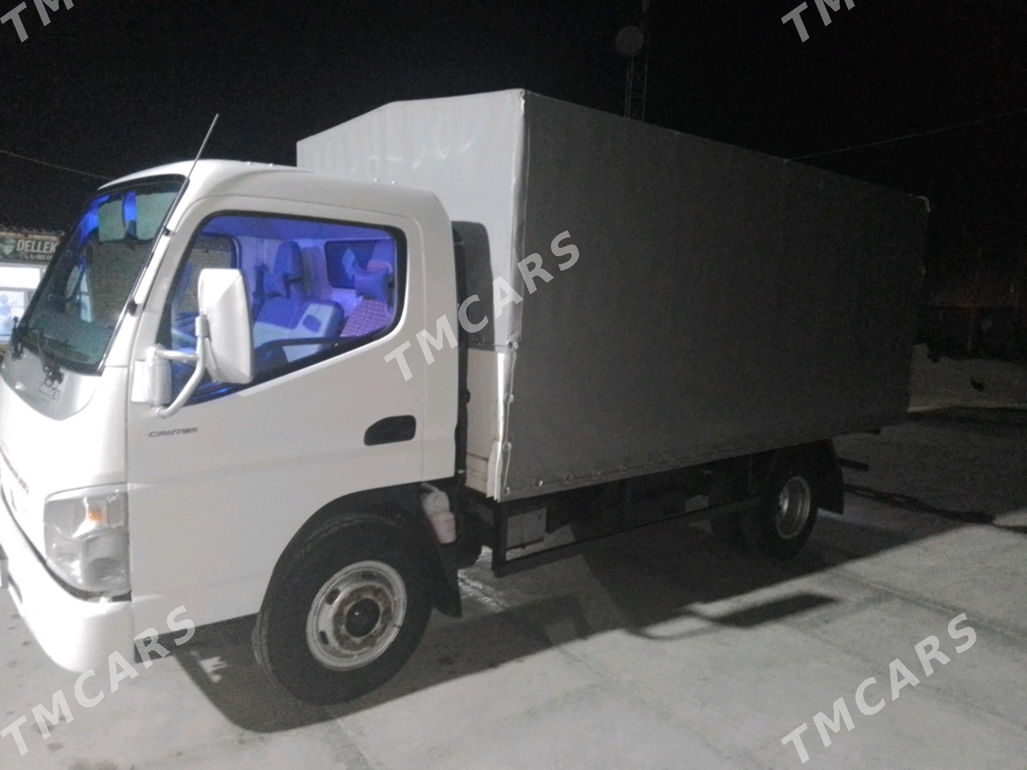 Mitsubishi Canter 2010 - 320 000 TMT - Mary - img 3