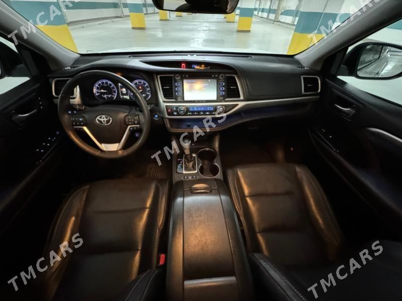 Toyota Highlander 2018 - 500 000 TMT - Aşgabat - img 9