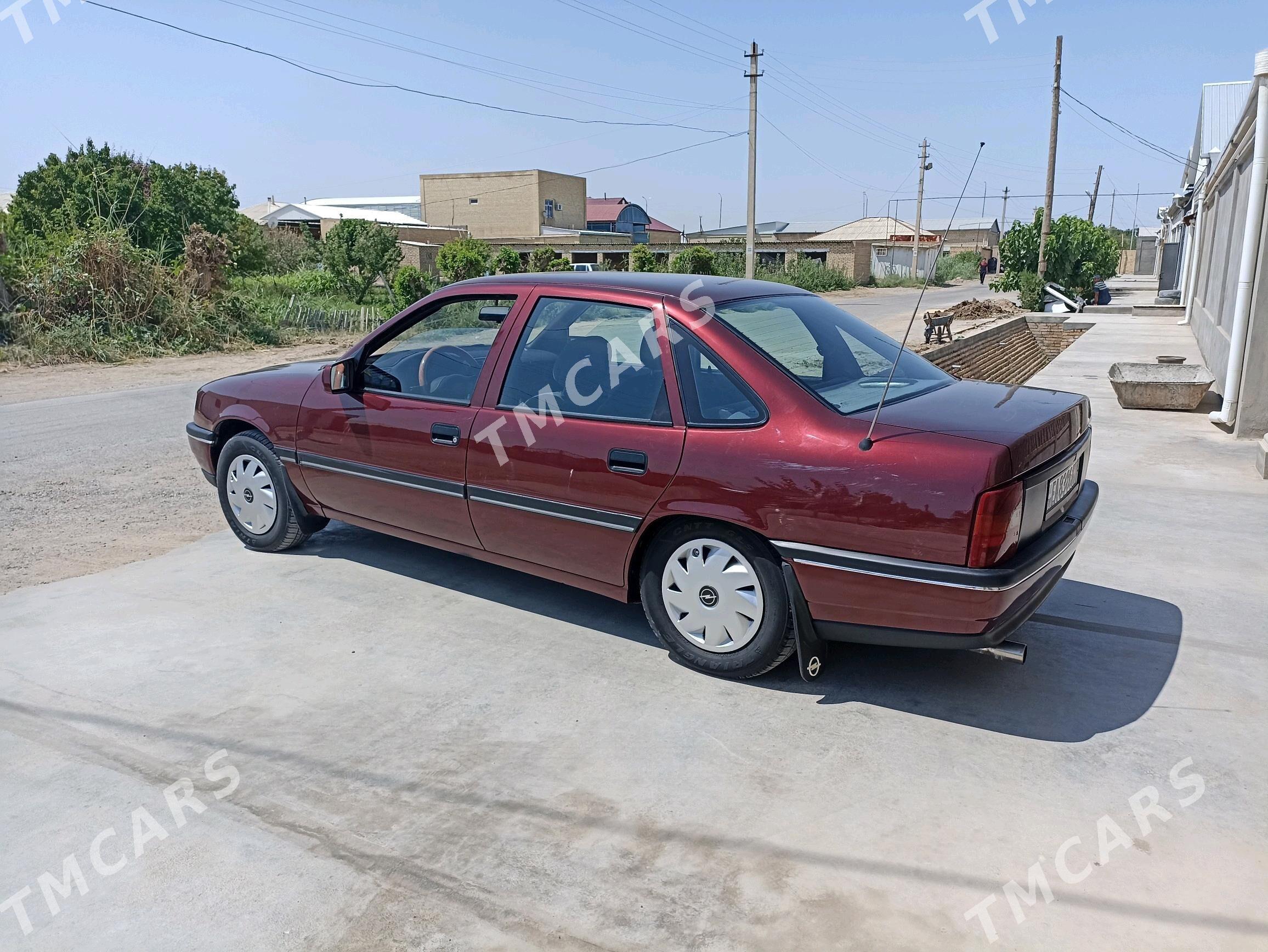 Opel Vectra 1990 - 39 000 TMT - Mary - img 3