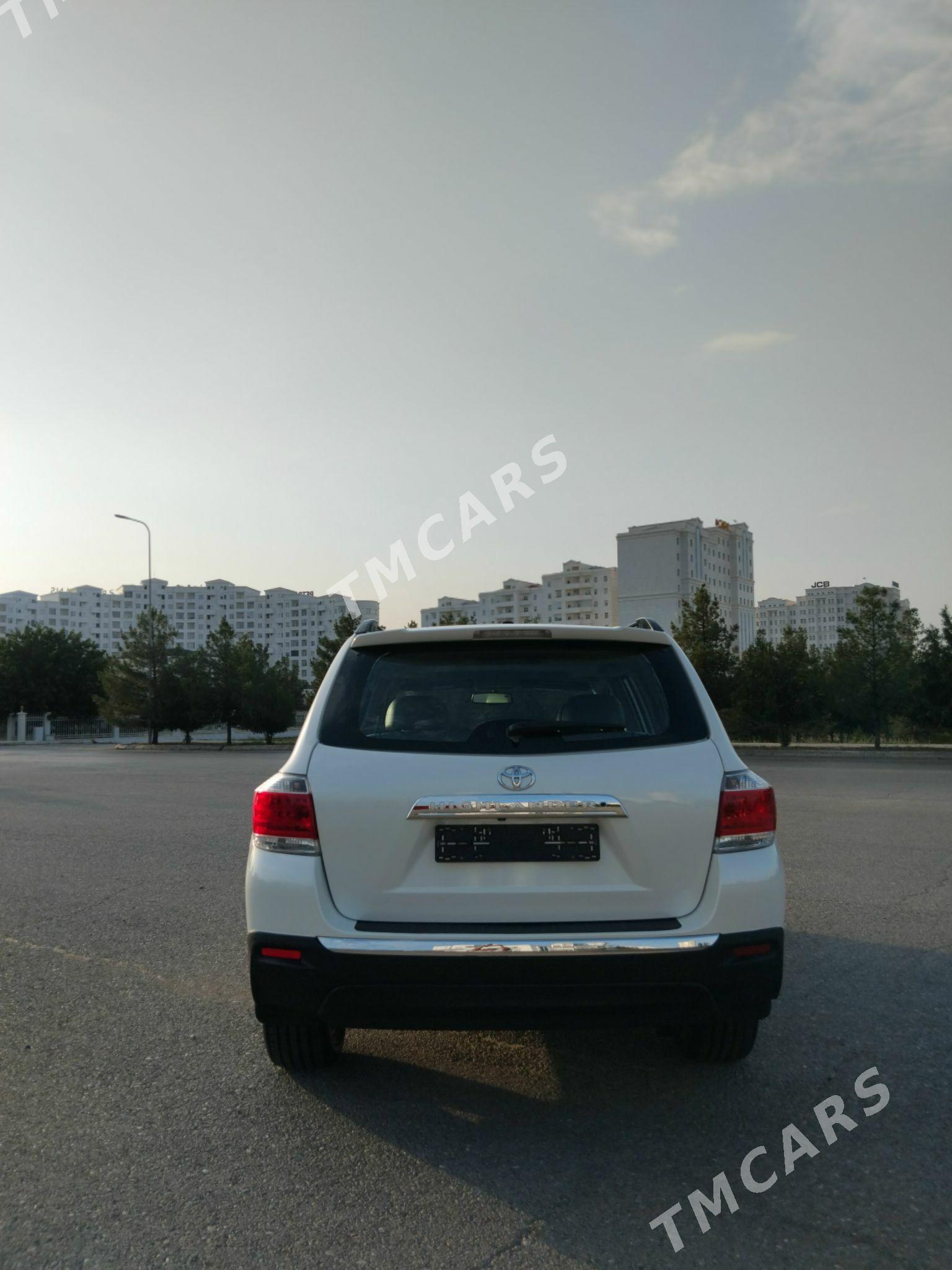 Toyota Highlander 2012 - 307 000 TMT - Ашхабад - img 4