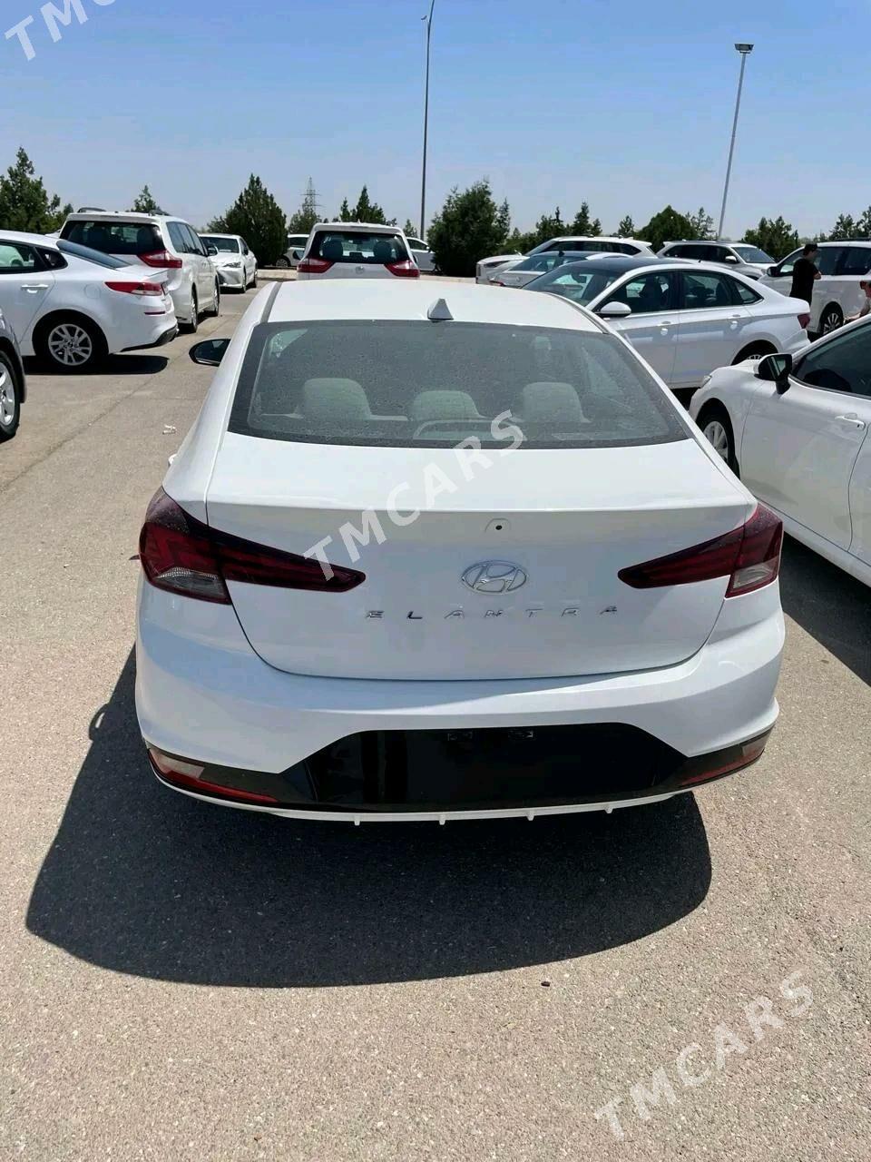 Hyundai Elantra 2019 - 195 000 TMT - Arçabil şaýoly - img 3