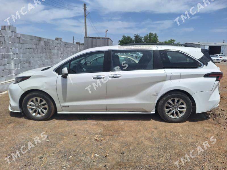 Toyota Sienna 2021 - 441 000 TMT - Мары - img 3