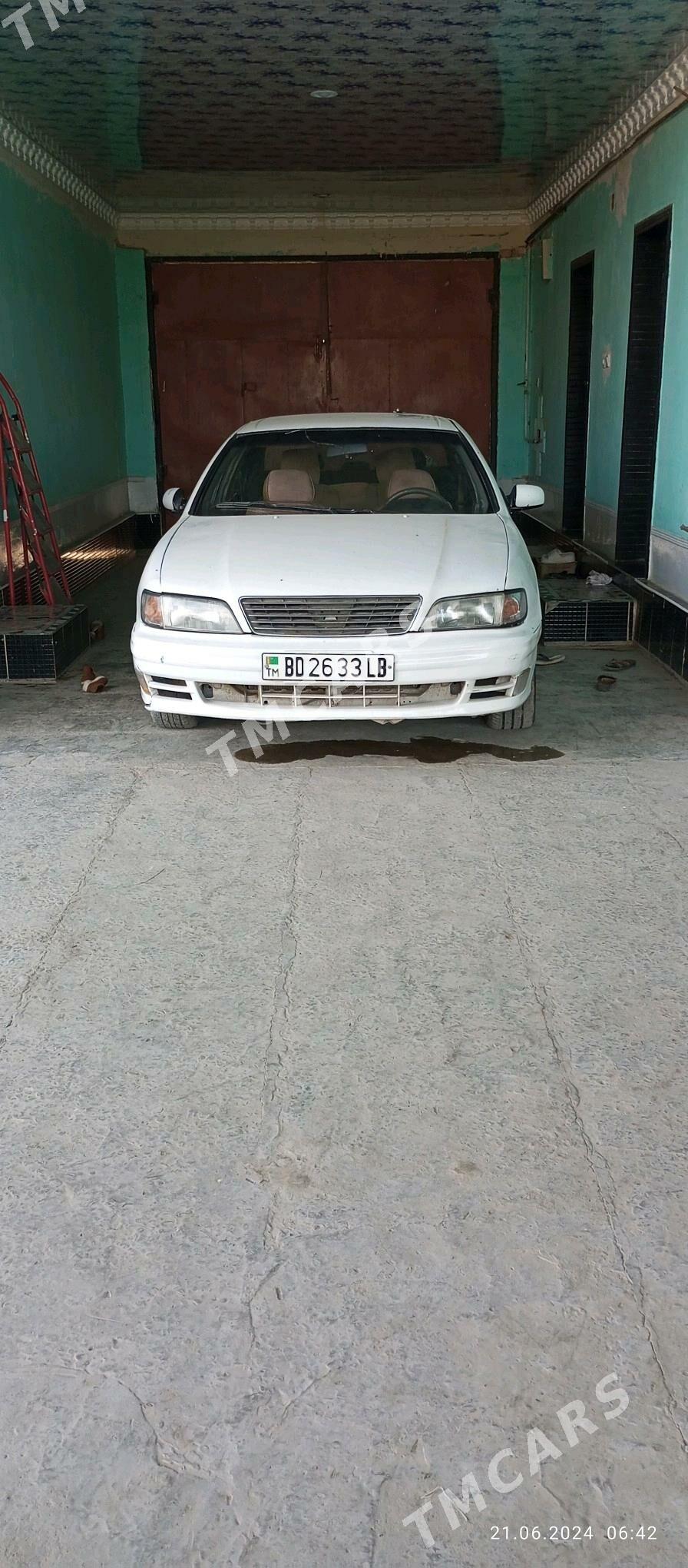 Nissan Cefiro 1996 - 26 000 TMT - Дянев - img 5