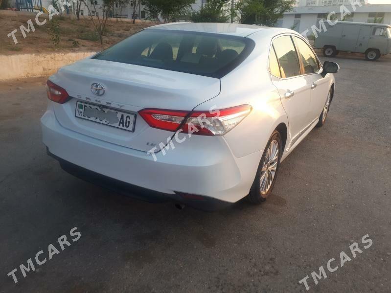 Toyota Camry 2019 - 240 000 TMT - 8 mkr - img 2