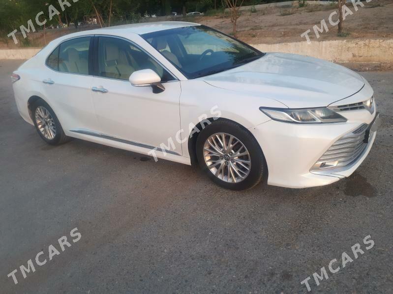 Toyota Camry 2019 - 240 000 TMT - 8 mkr - img 3