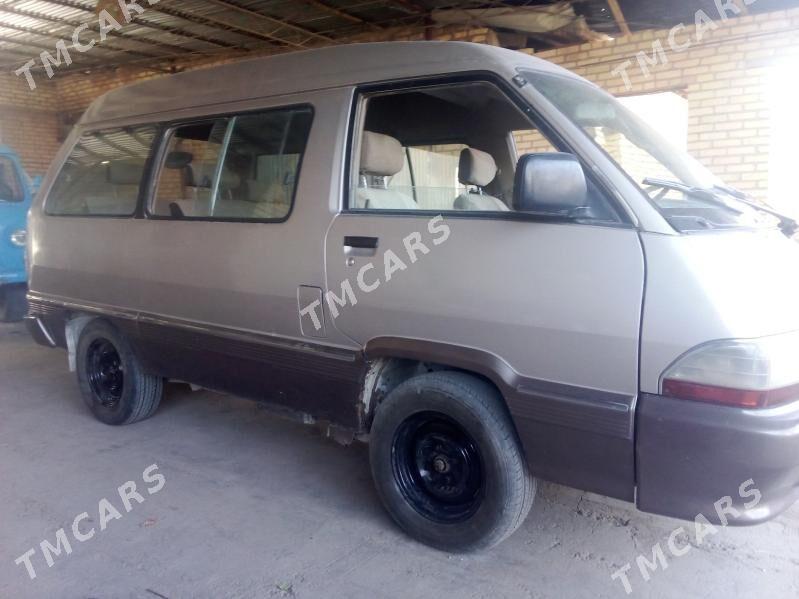 Toyota Town Ace 1990 - 25 000 TMT - Garabekewül - img 3