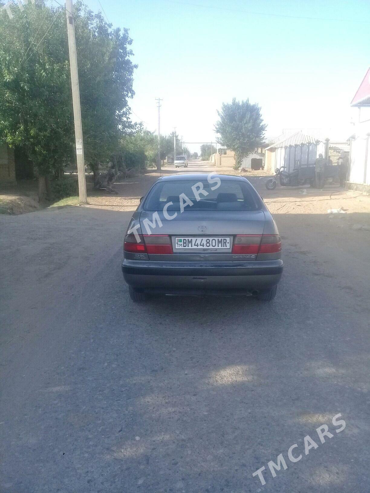 Toyota Carina 1995 - 46 000 TMT - Мары - img 3