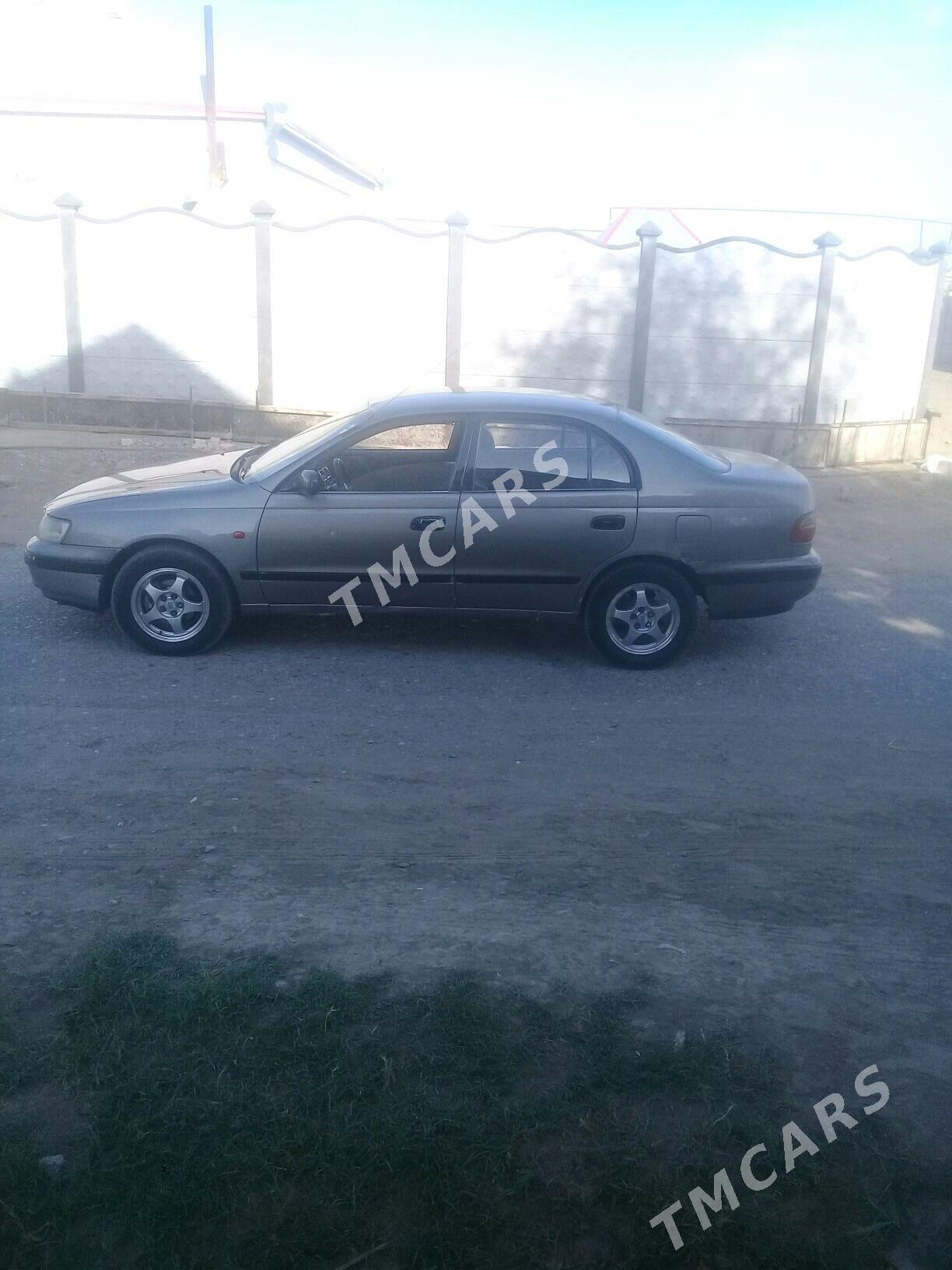 Toyota Carina 1995 - 46 000 TMT - Мары - img 4