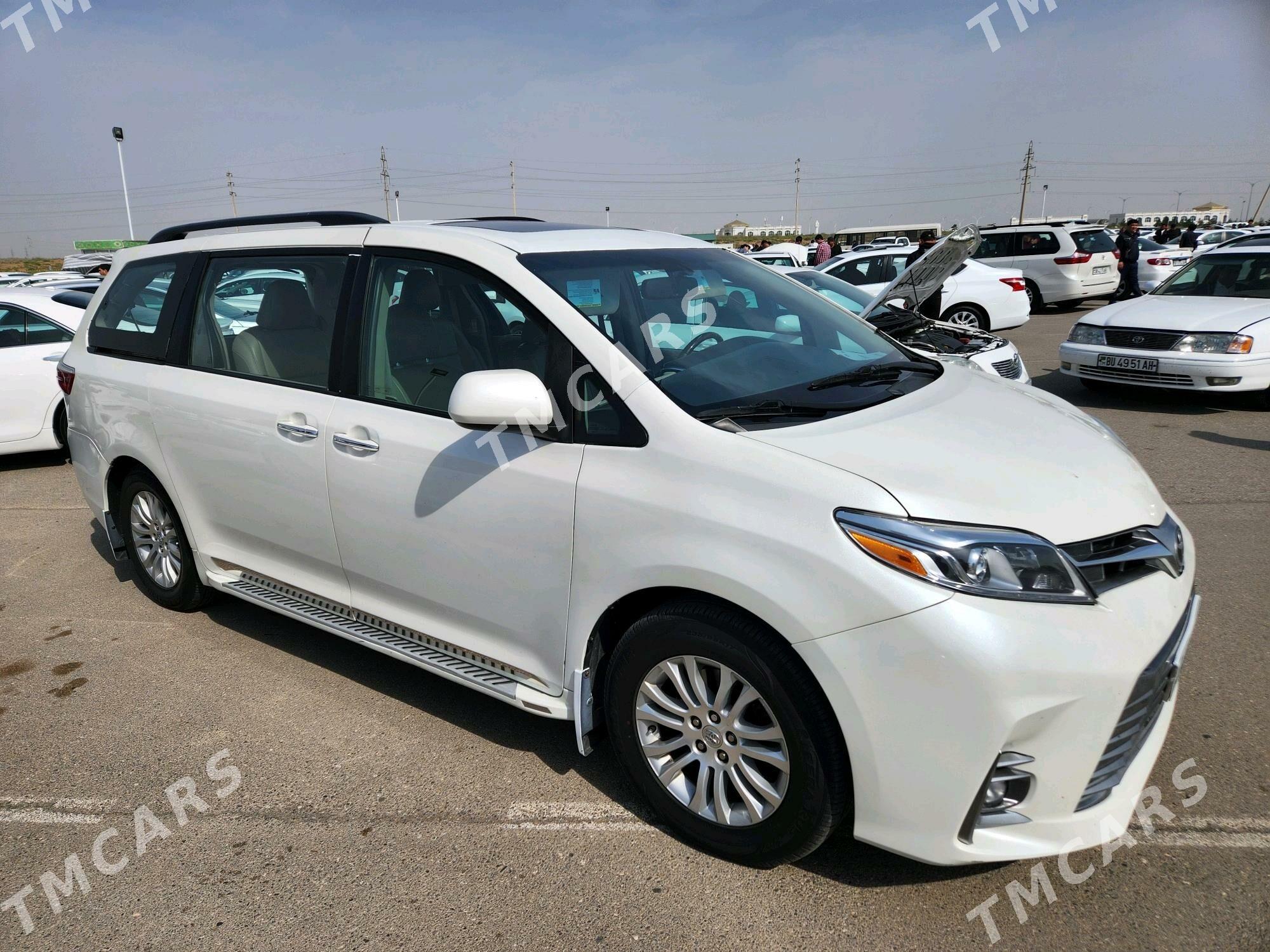 Toyota Sienna 2016 - 320 000 TMT - Gyzylarbat - img 2