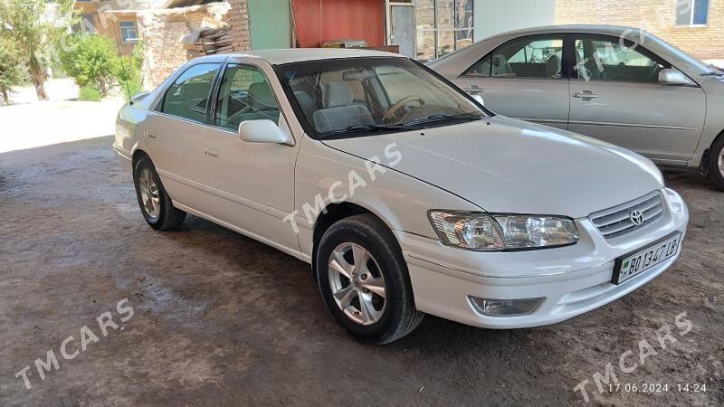 Toyota Camry 2000 - 115 000 TMT - Saýat - img 6