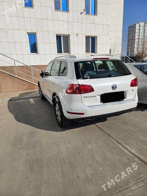 Volkswagen Touareg 2014 - 420 000 TMT - Aşgabat - img 2