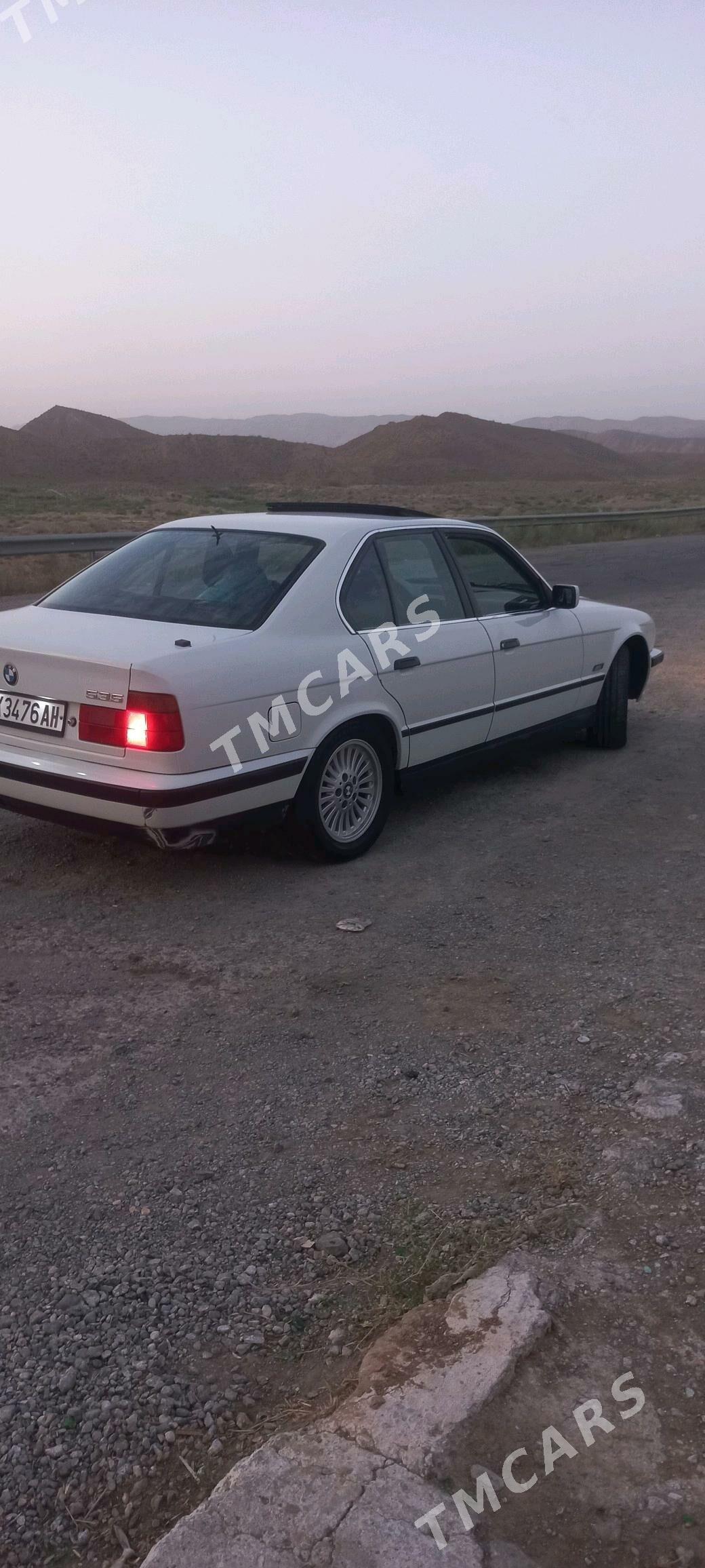 BMW E34 1988 - 60 000 TMT - Büzmeýin - img 2