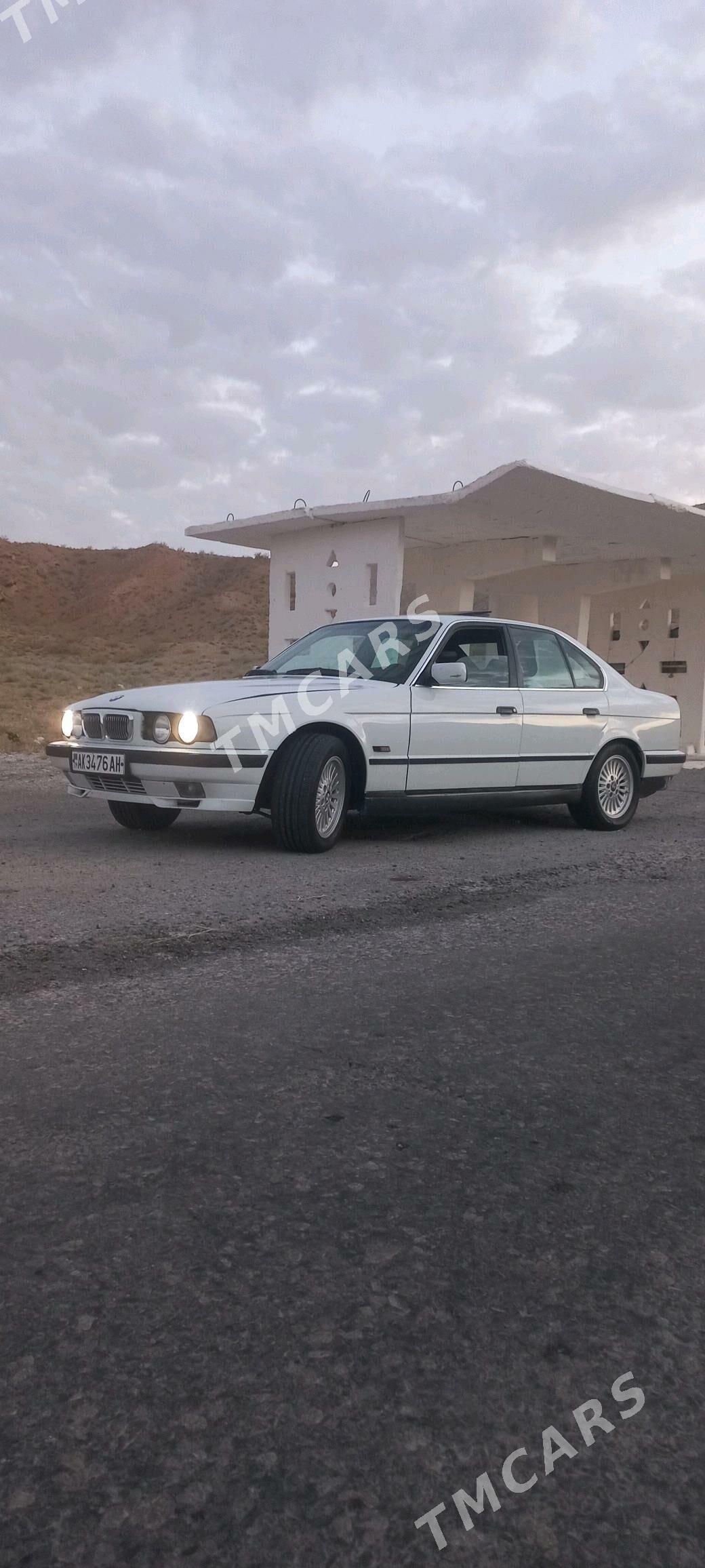 BMW E34 1988 - 60 000 TMT - Büzmeýin - img 4