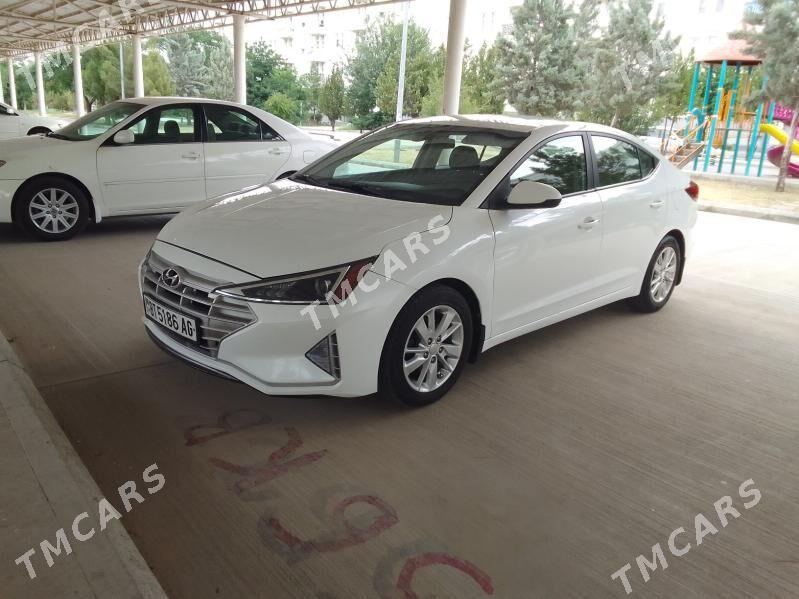 Hyundai Elantra 2019 - 180 000 TMT - Köşi - img 8