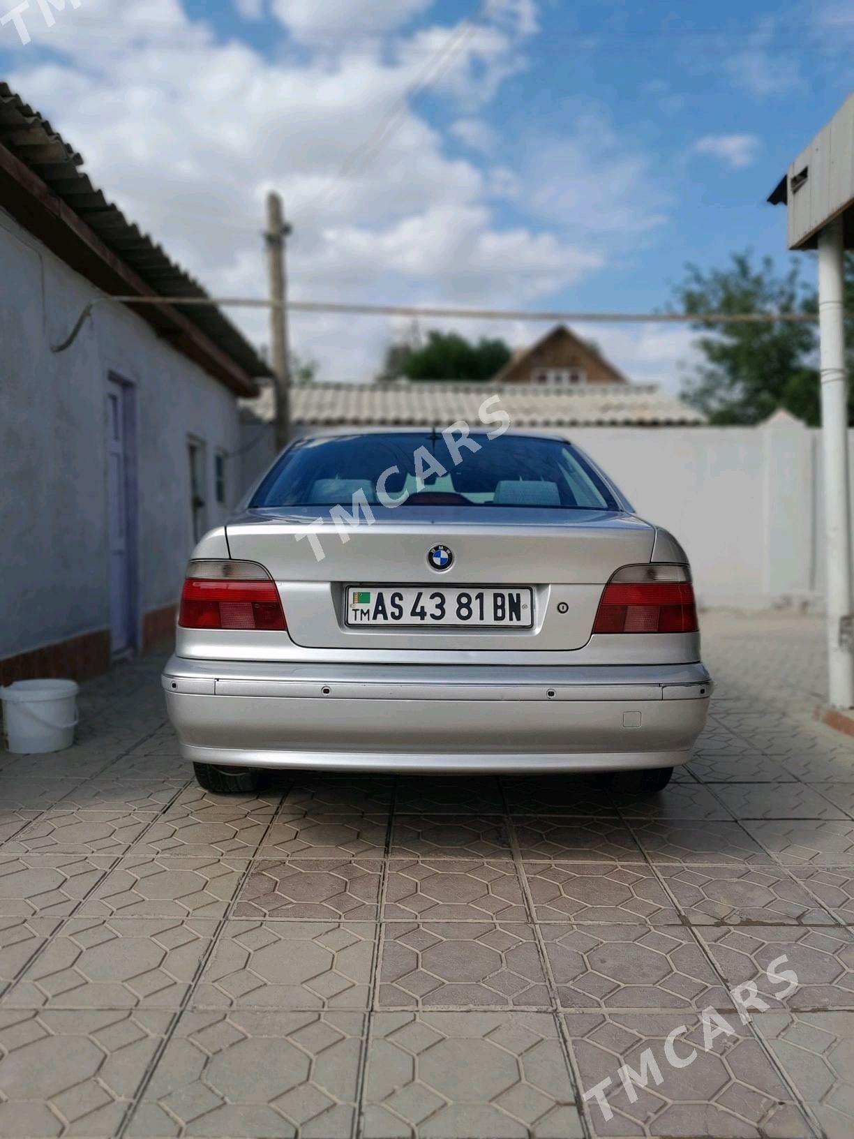 BMW 535 1998 - 65 000 TMT - Балканабат - img 3