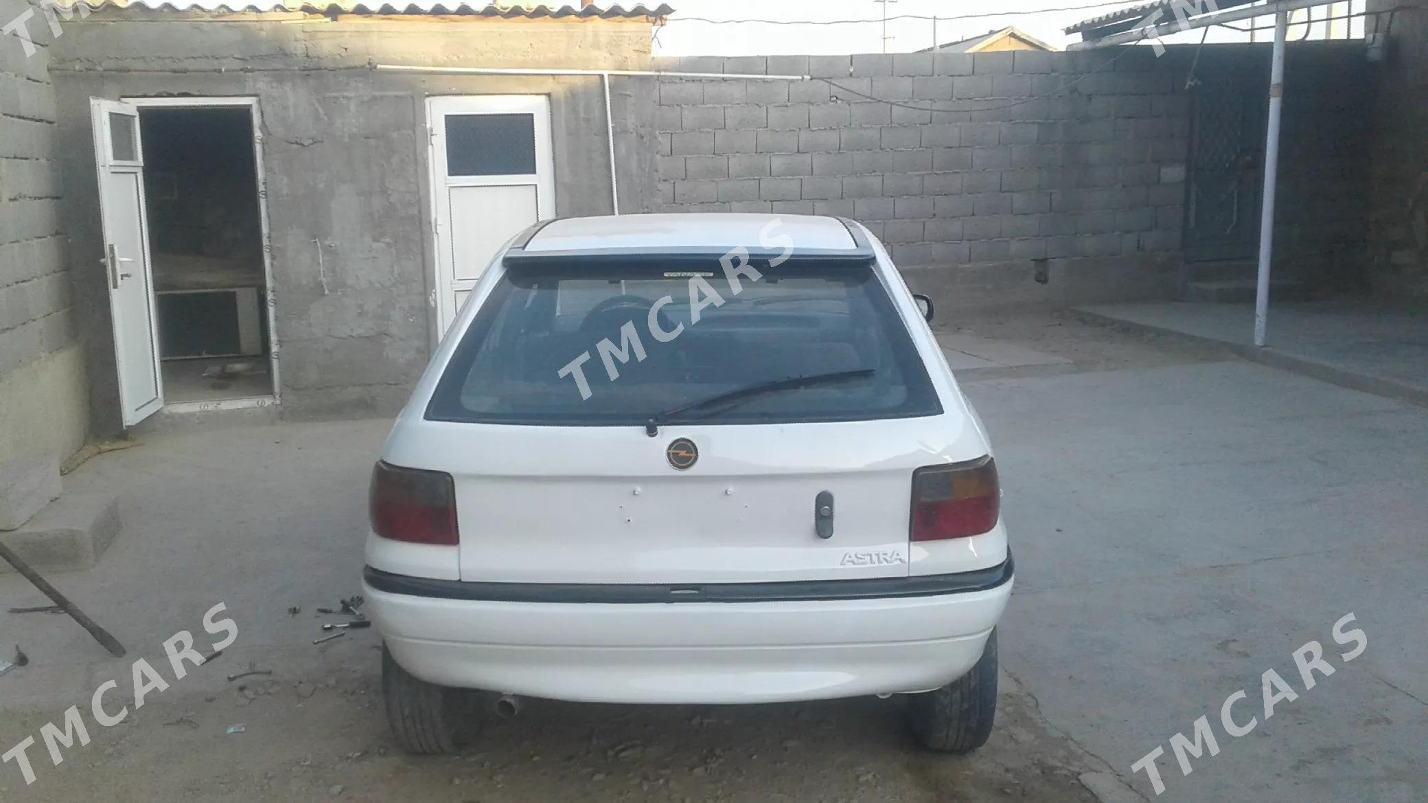 Opel Astra 1993 - 40 000 TMT - Türkmenbaşy - img 5