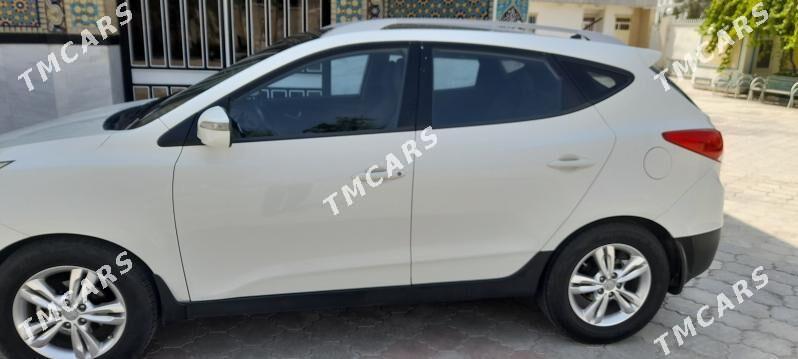 Hyundai Tucson 2011 - 195 000 TMT - 30 мкр - img 2