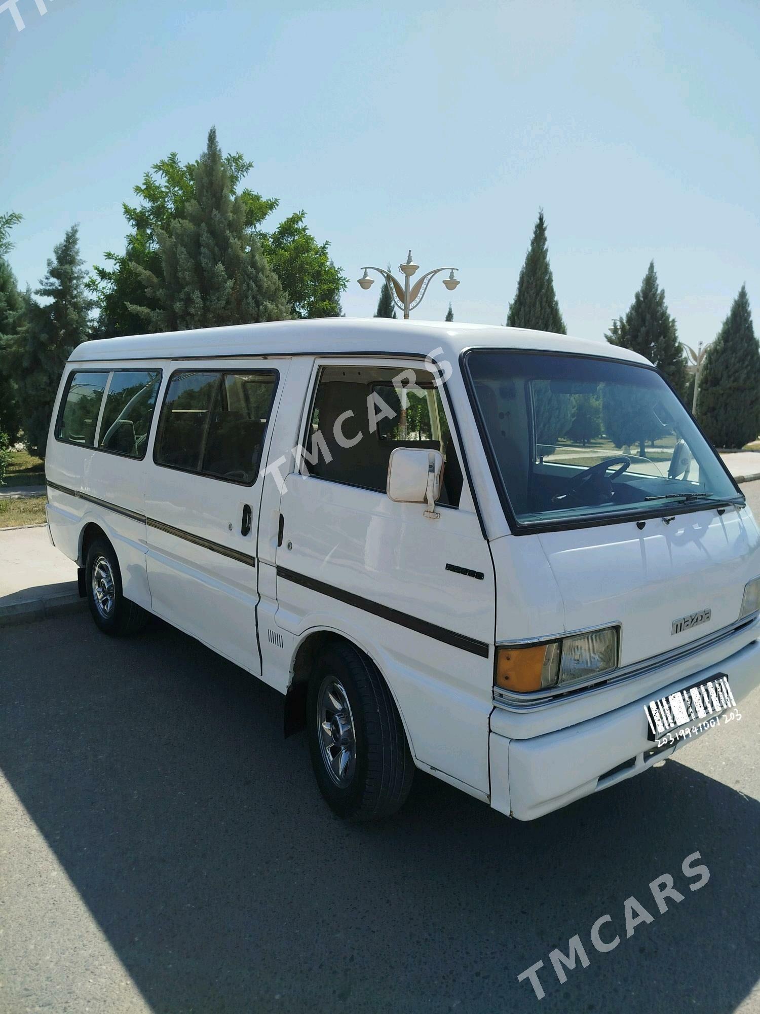 Toyota Hiace 1989 - 50 000 TMT - Мары - img 3