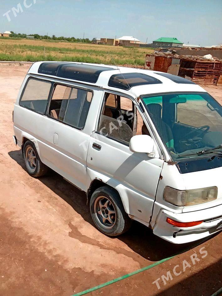 Toyota Town Ace 1990 - 25 000 TMT - Мары - img 3