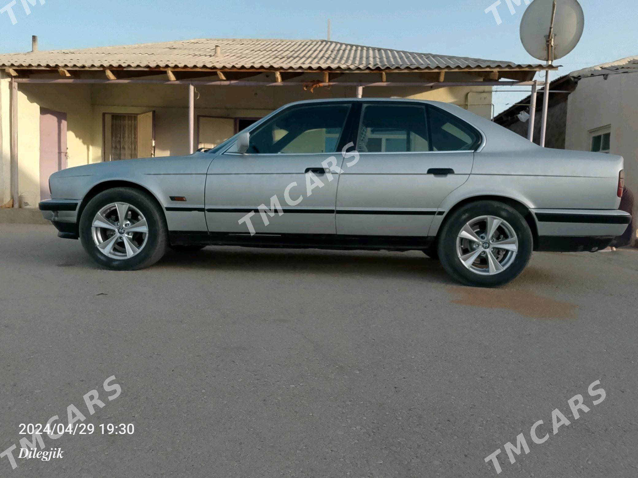 BMW 525 1990 - 26 000 TMT - Балканабат - img 3