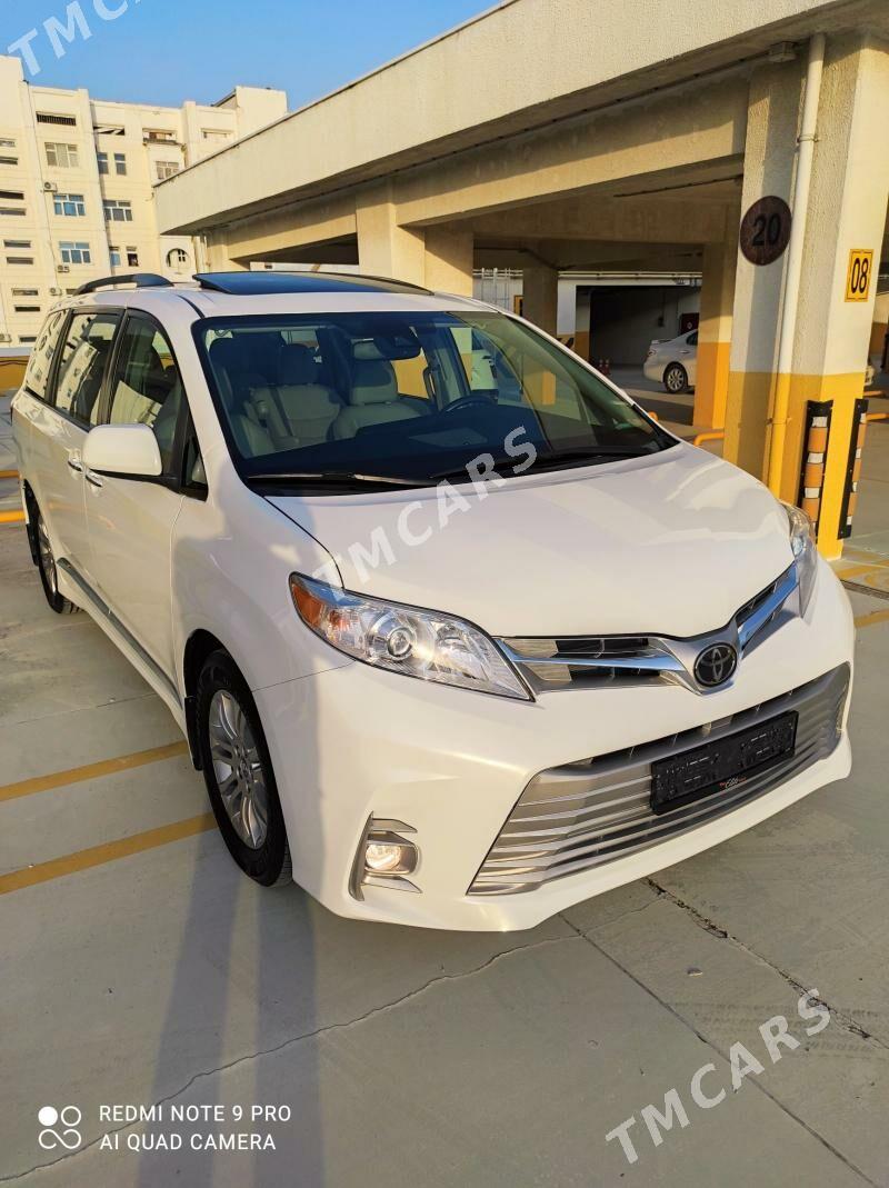 Toyota Sienna 2019 - 390 000 TMT - Мир 2 - img 3