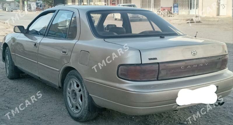 Toyota Camry 1993 - 65 000 TMT - Сакар - img 4