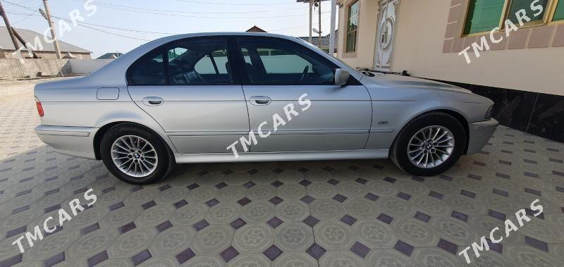 BMW 530 2001 - 150 000 TMT - Balkanabat - img 4