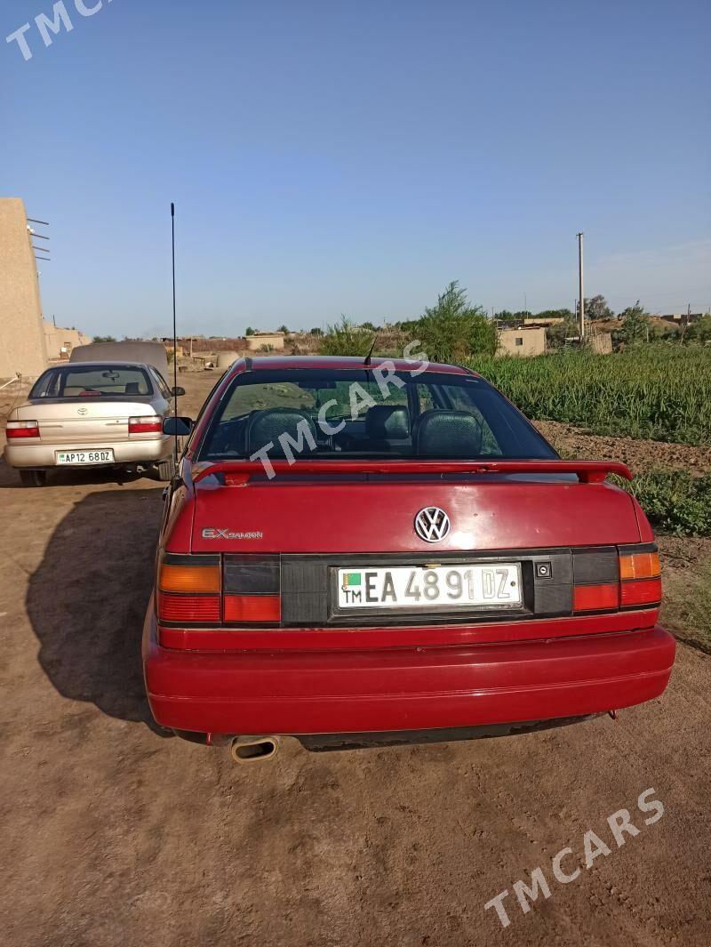 Volkswagen Passat 1995 - 16 000 TMT - етр. Туркменбаши - img 3