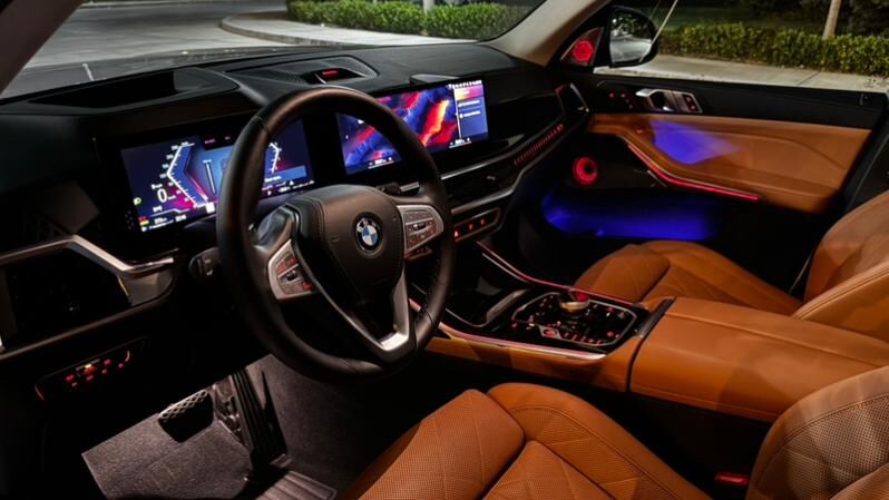 BMW X7 2023 - 2 400 000 TMT - Ашхабад - img 8