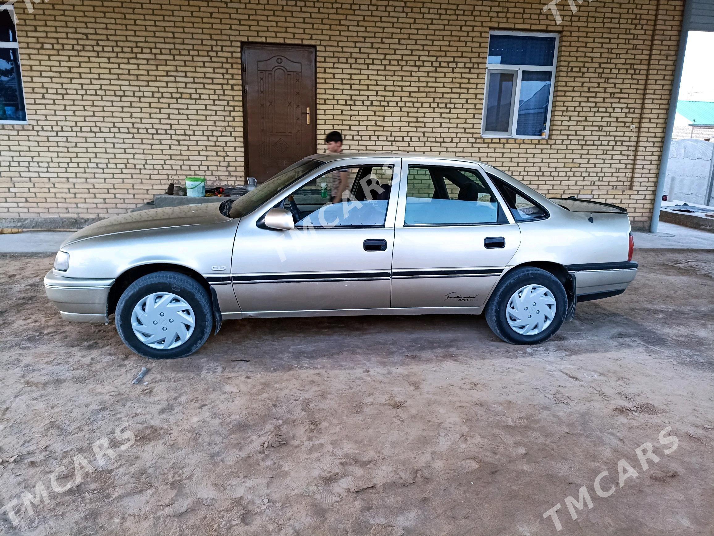 Opel Vectra 1991 - 23 000 TMT - Mary - img 3