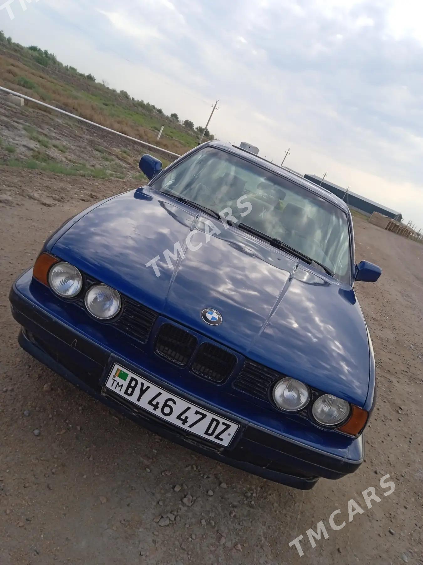 BMW 520 1990 - 22 000 TMT - Кёнеургенч - img 5