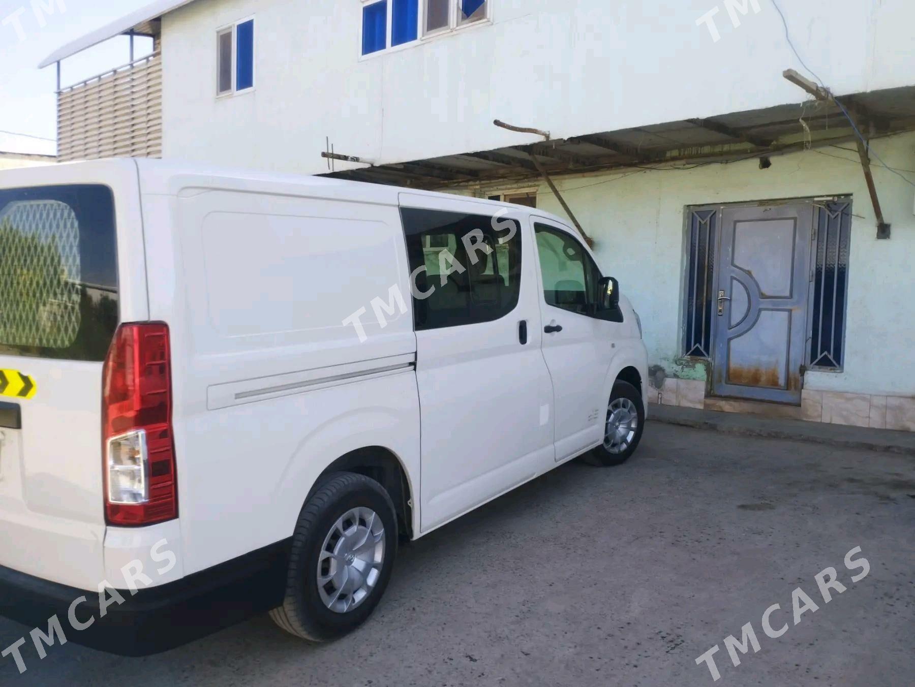 Toyota Hiace 2020 - 500 000 TMT - Mary - img 2