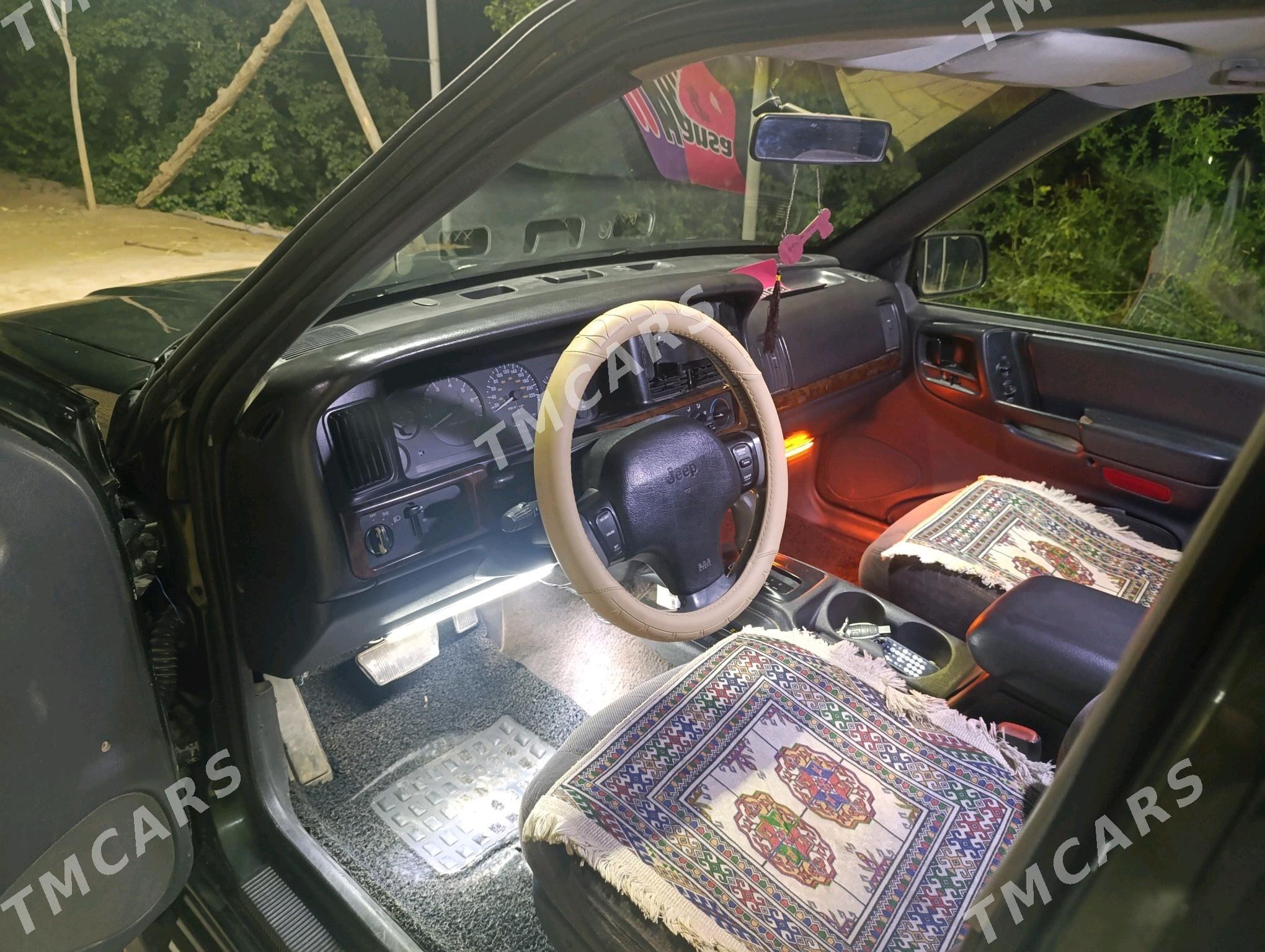 Jeep Grand Cherokee 1996 - 70 000 TMT - Байрамали - img 3