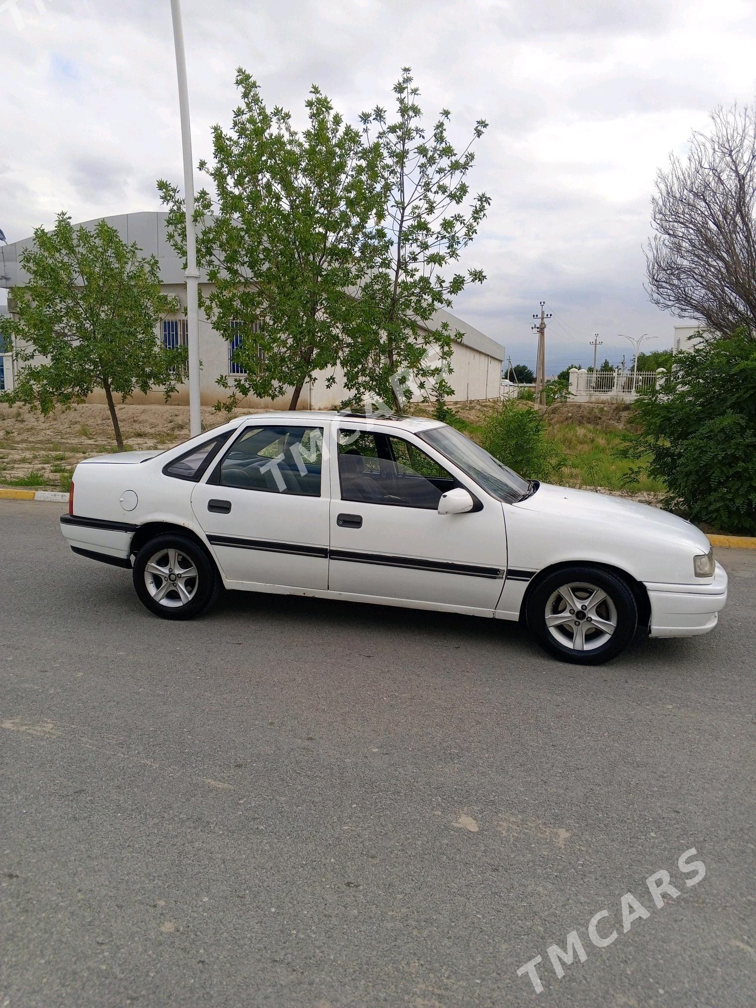 Opel Vectra 1990 - 24 000 TMT - Анев - img 4