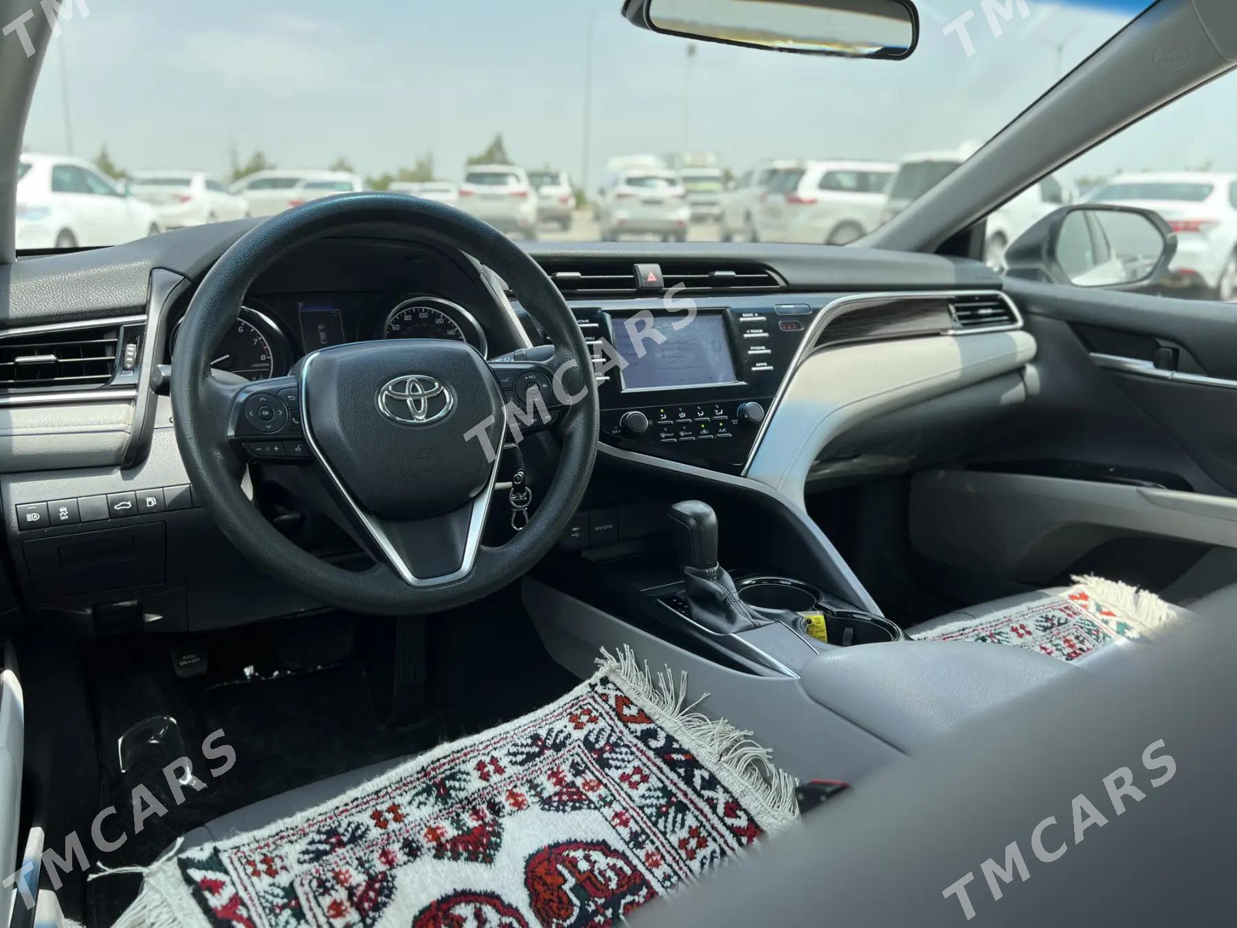 Toyota Camry 2018 - 275 000 TMT - Aşgabat - img 9