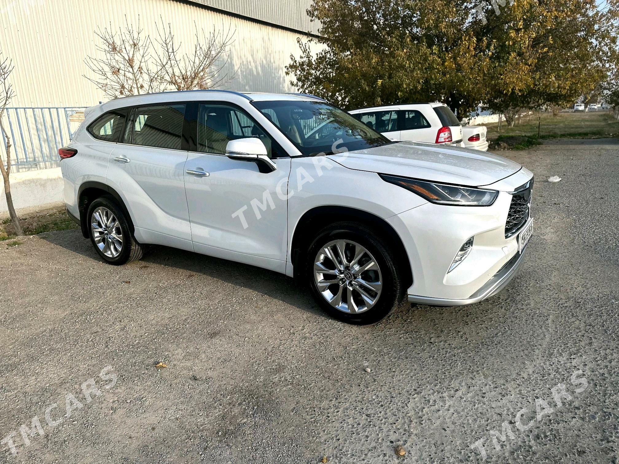 Toyota Highlander 2021 - 685 000 TMT - Aşgabat - img 3