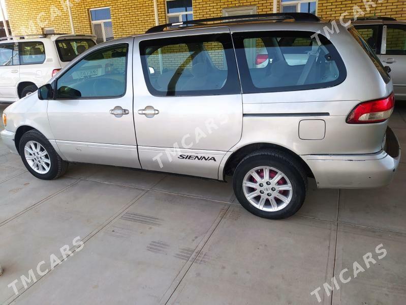 Toyota Sienna 2003 - 132 000 TMT - Ёлётен - img 2