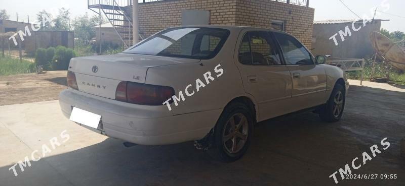 Toyota Camry 1995 - 70 000 TMT - Mary - img 3