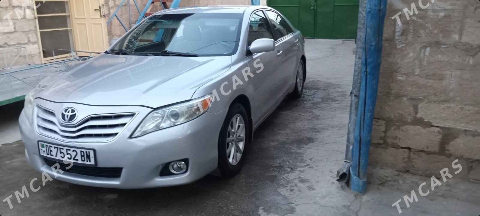 Toyota Camry 2010 - 140 000 TMT - Гызыларбат - img 2