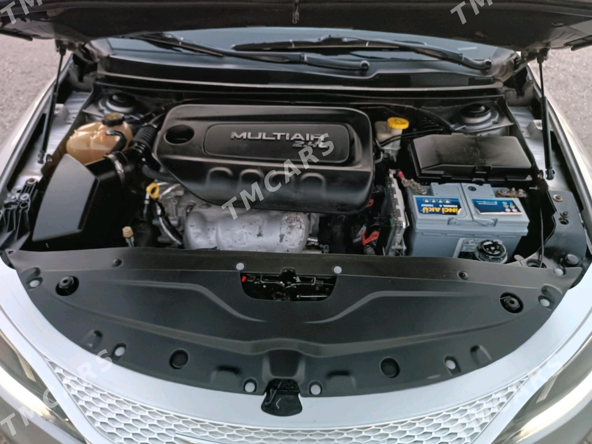 Chrysler 200 2015 - 300 000 TMT - Бузмеин - img 6