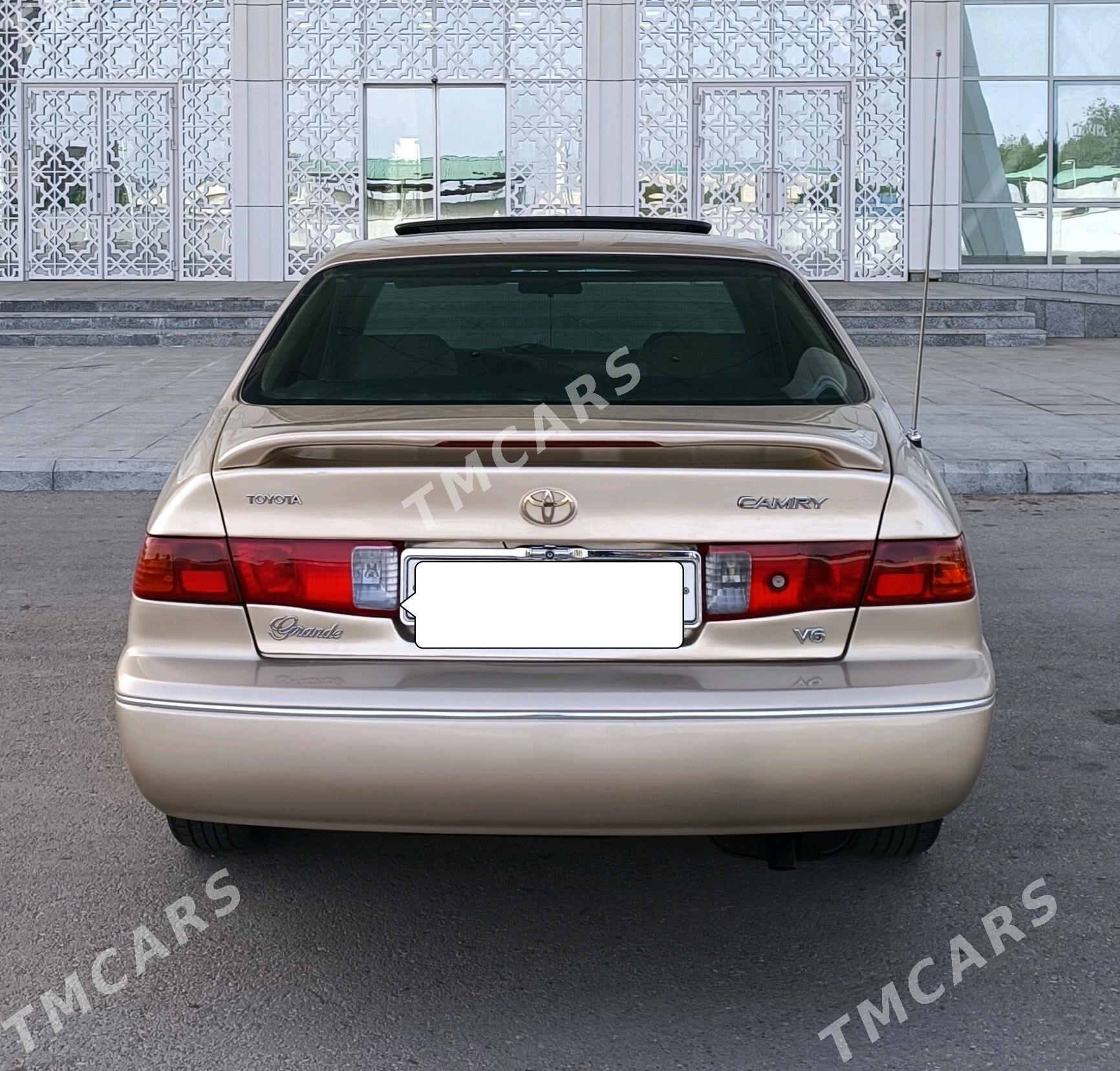 Toyota Camry 2000 - 116 000 TMT - Балканабат - img 2