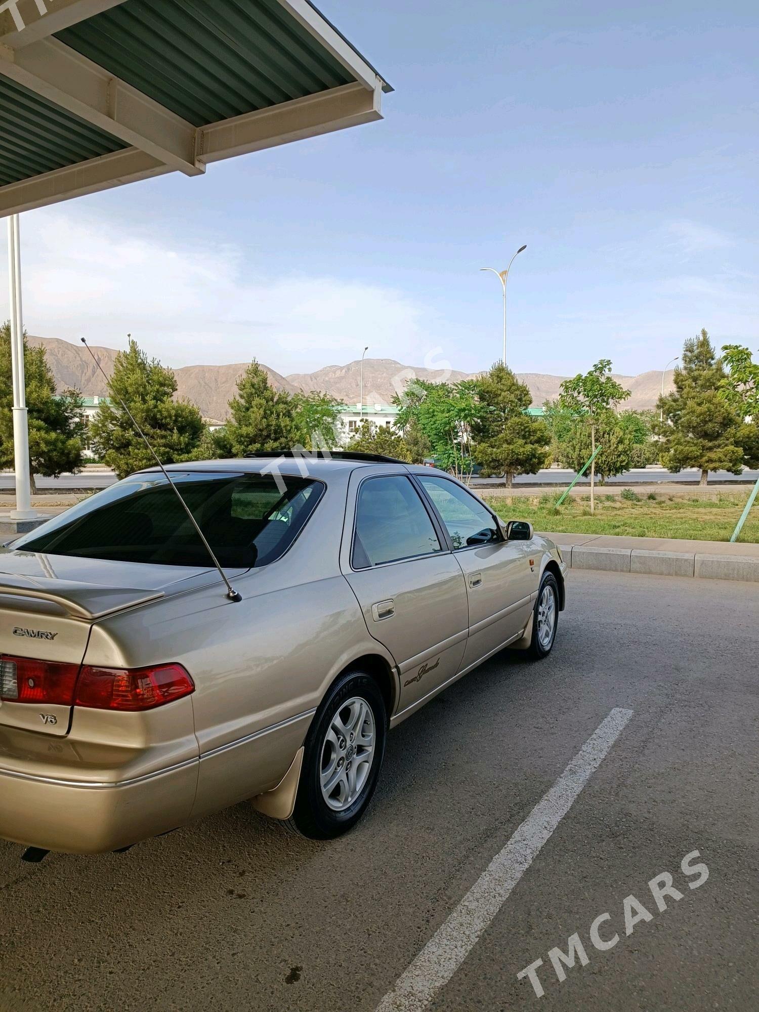 Toyota Camry 2000 - 116 000 TMT - Балканабат - img 5